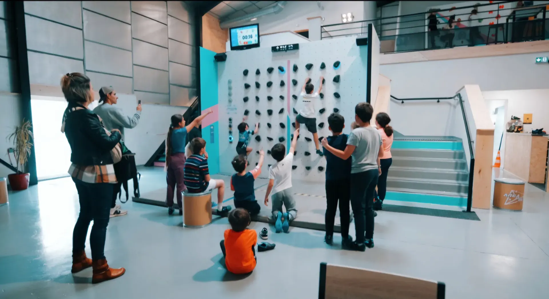 Luxov - mur d'escalade connecté interactif à Arcabloc Vichy
